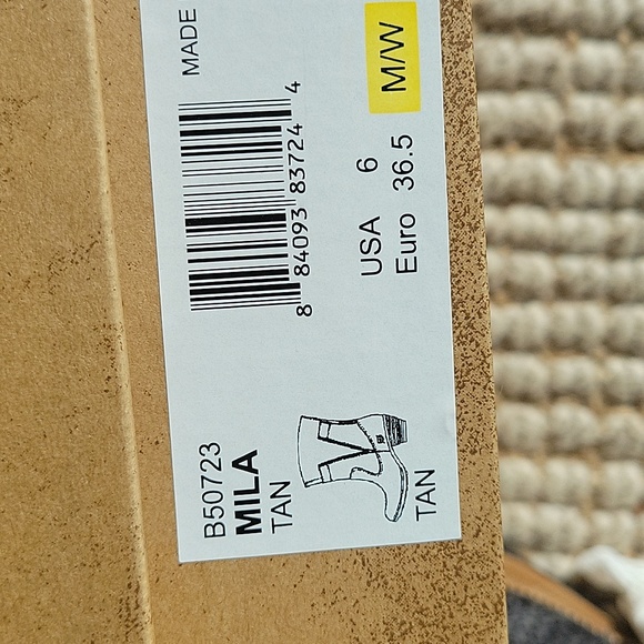 Boots - Picture 6 of 6